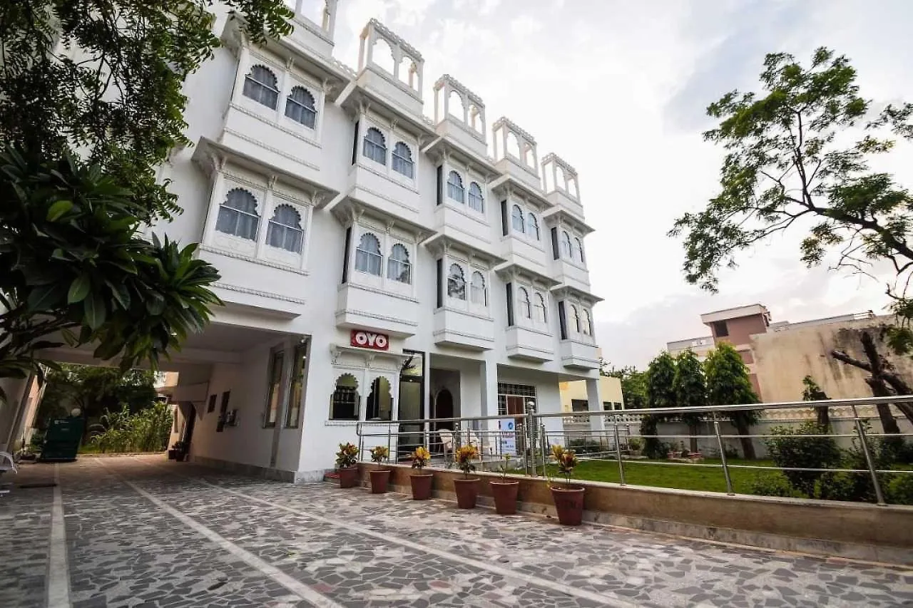 Collection O Vallabh Villas Udaipur Hotel