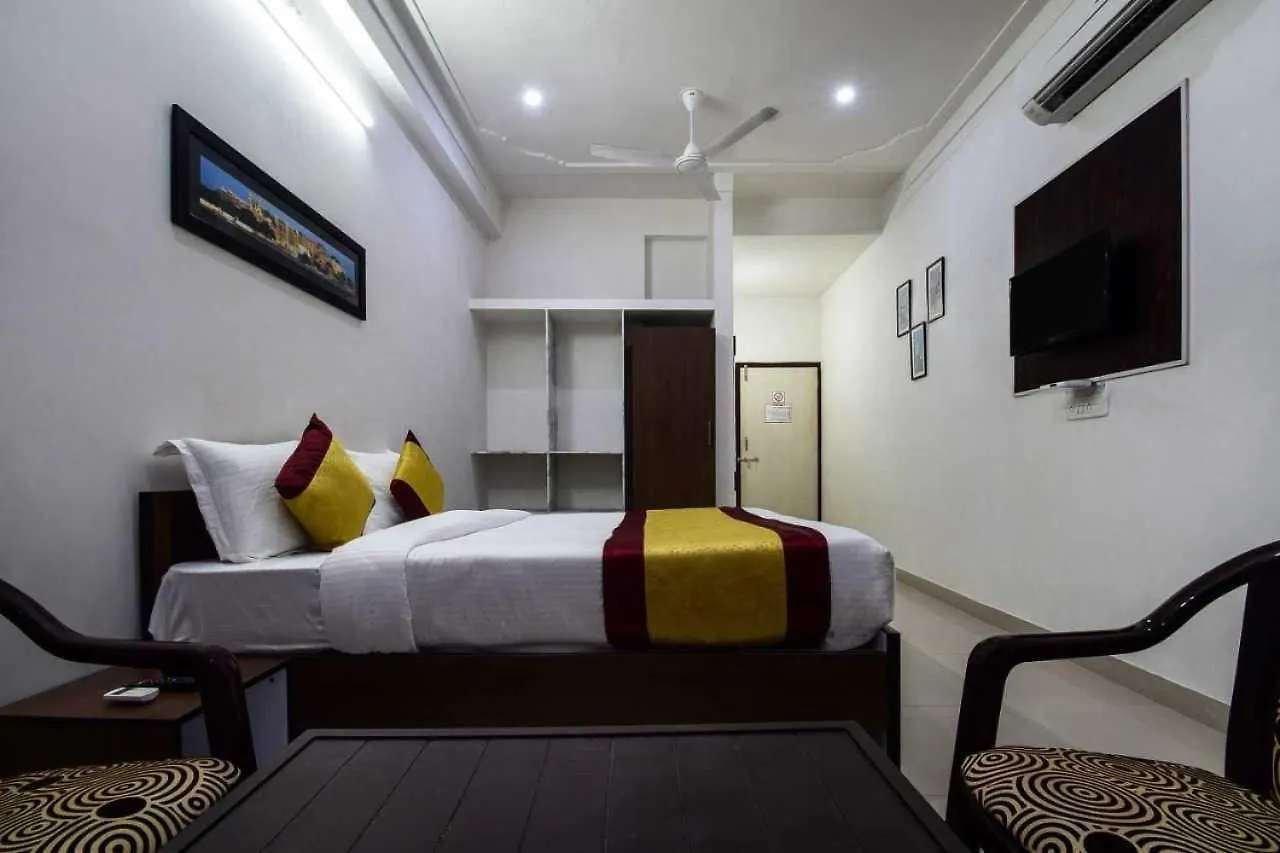 *** Hotell Collection O Vallabh Villas Udaipur Indien